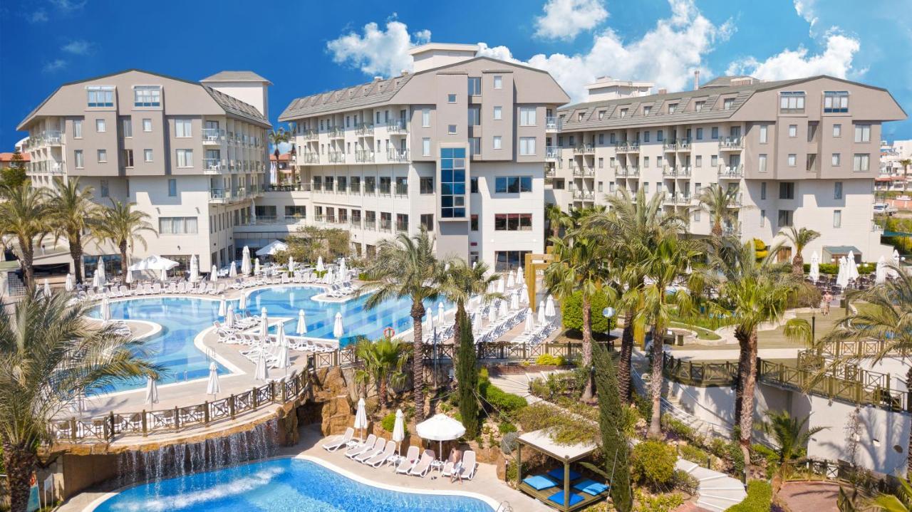 Novum Garden Side Hotel Exterior photo