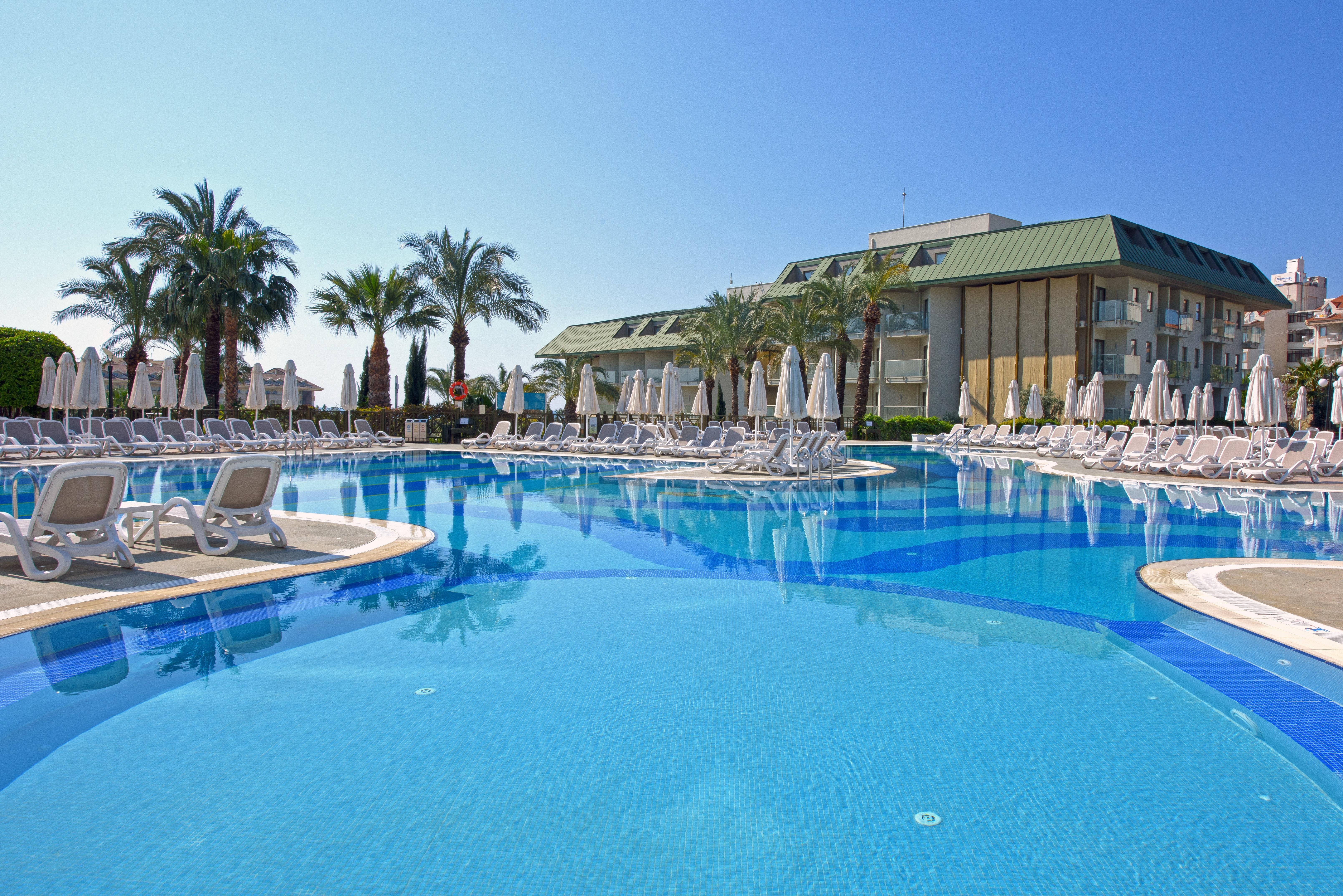 Novum Garden Side Hotel Exterior photo