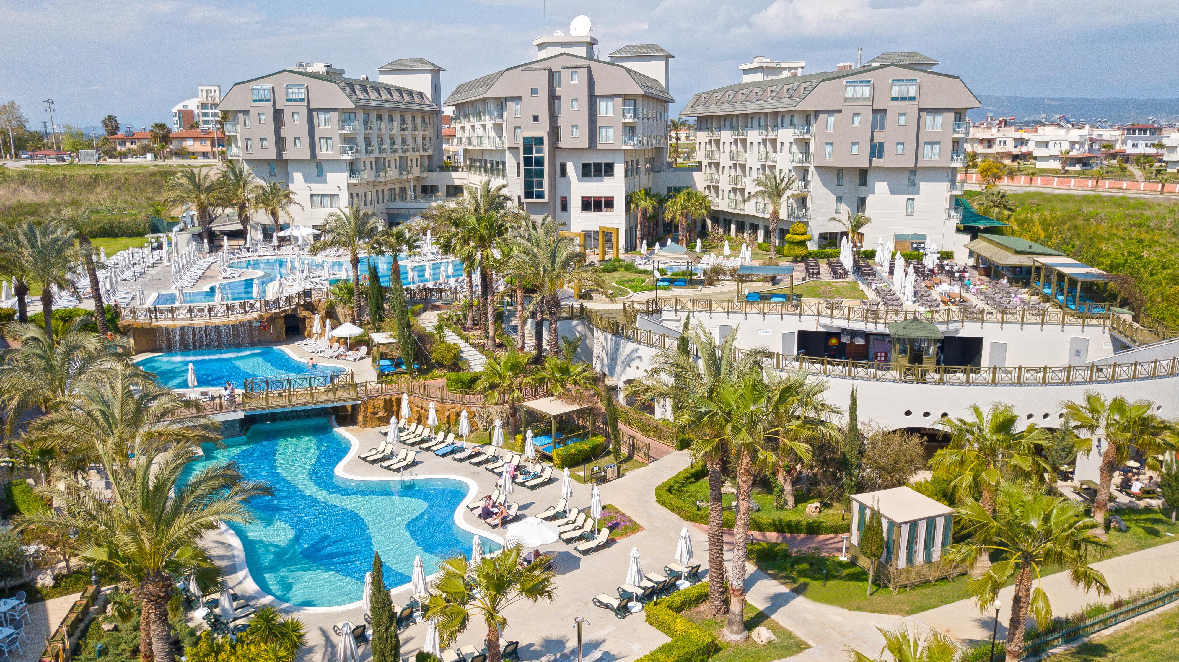 Novum Garden Side Hotel Exterior photo