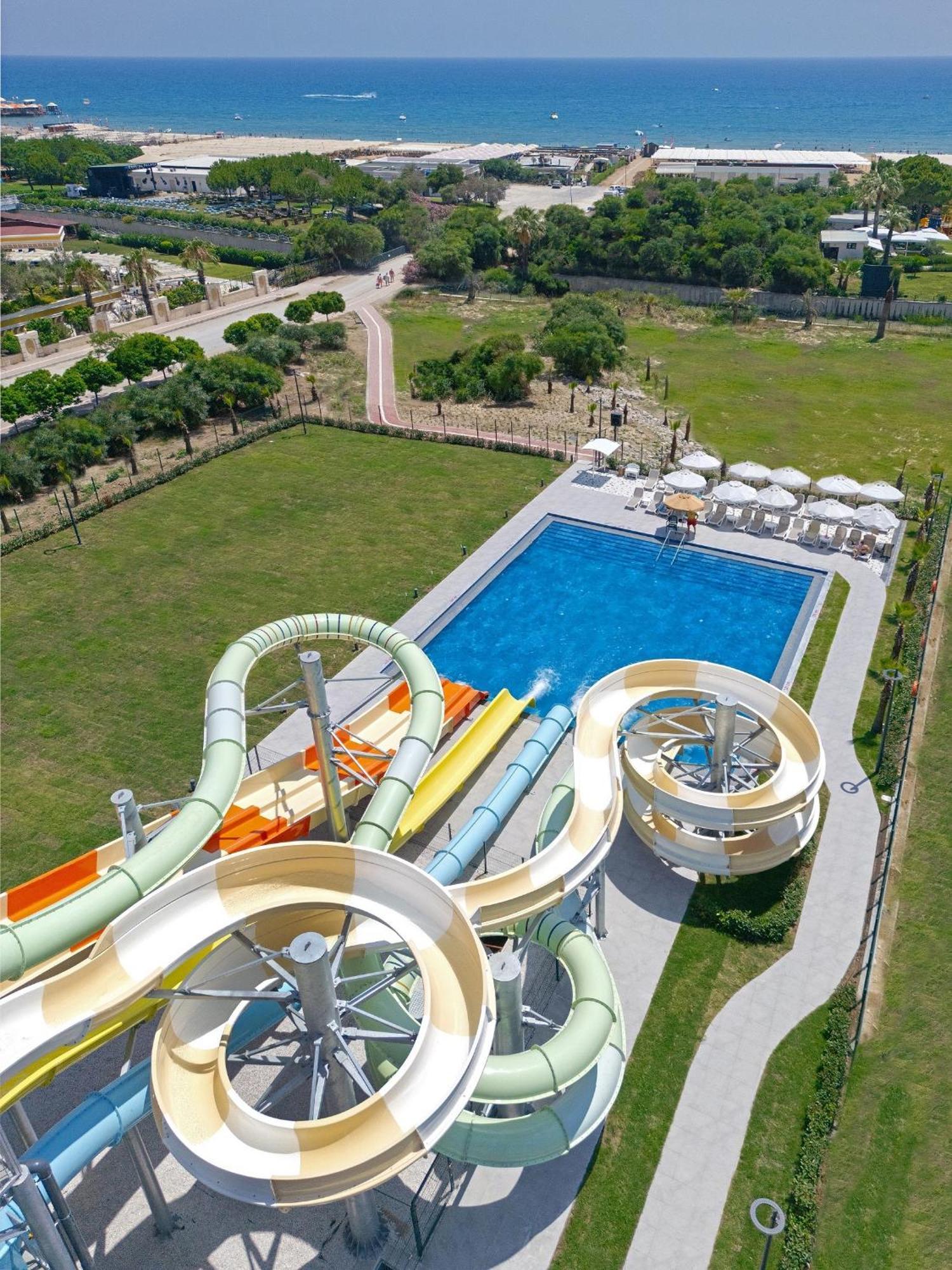 Novum Garden Side Hotel Exterior photo