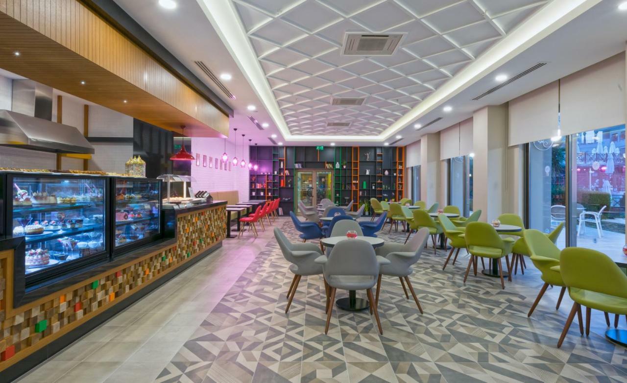 Novum Garden Side Hotel Exterior photo