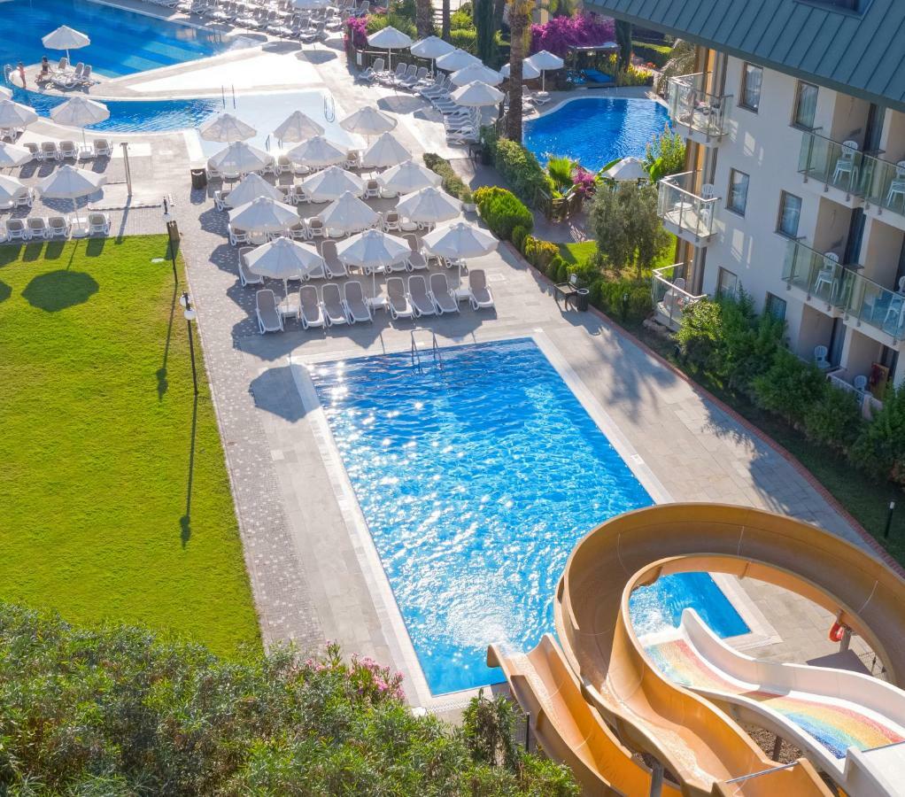 Novum Garden Side Hotel Exterior photo